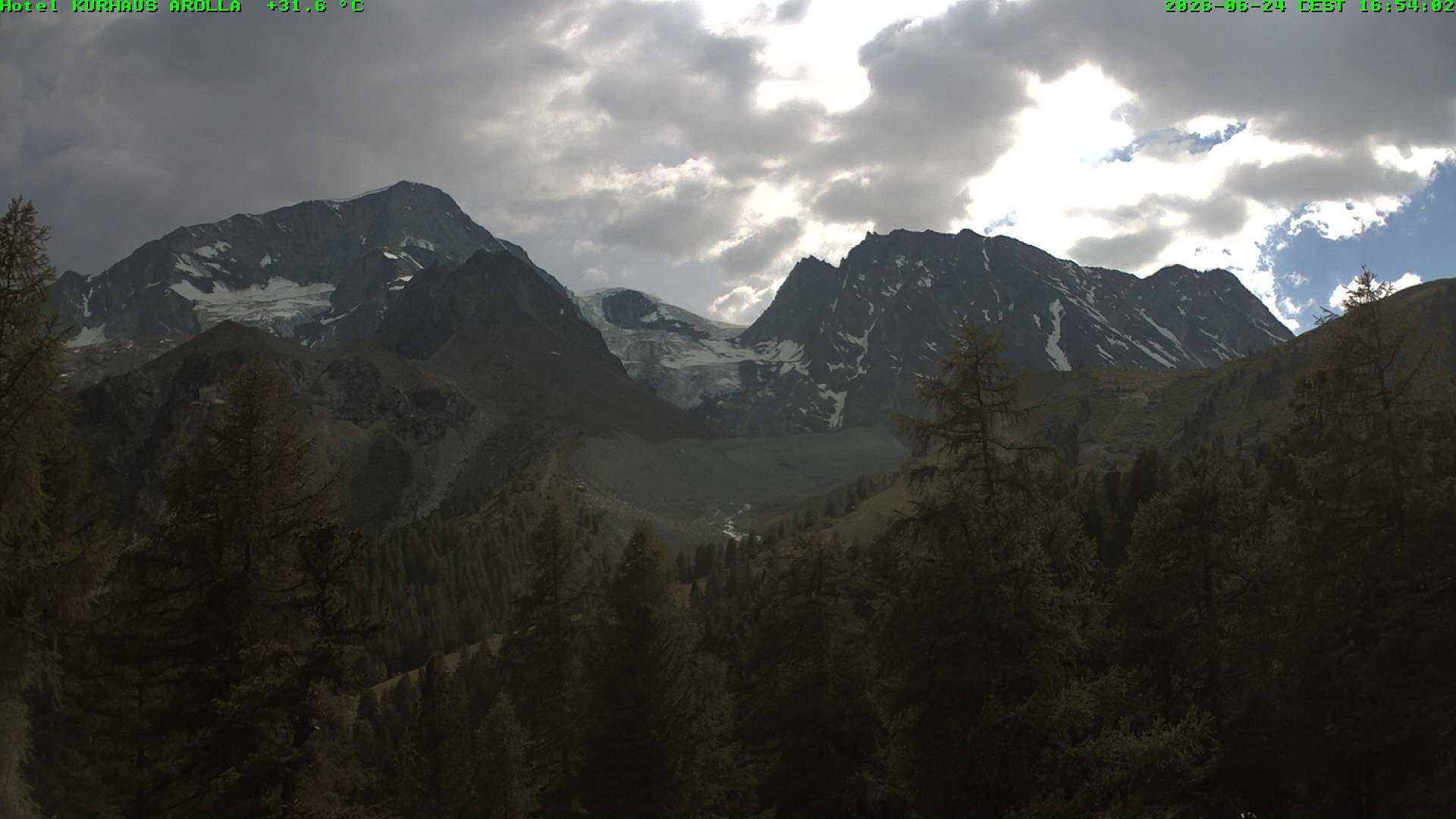 Evolène › Süden: Glacier du Mont Collon - Mont Collon - La Singla