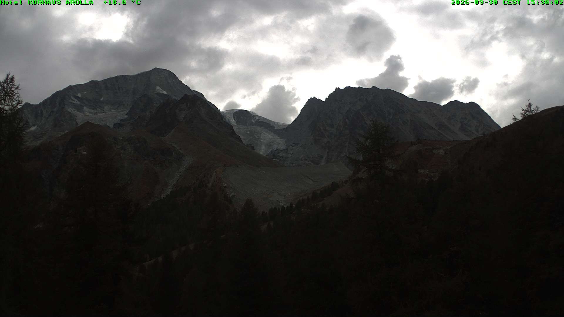 Evolène › Süden: Glacier du Mont Collon - Mont Collon - La Singla