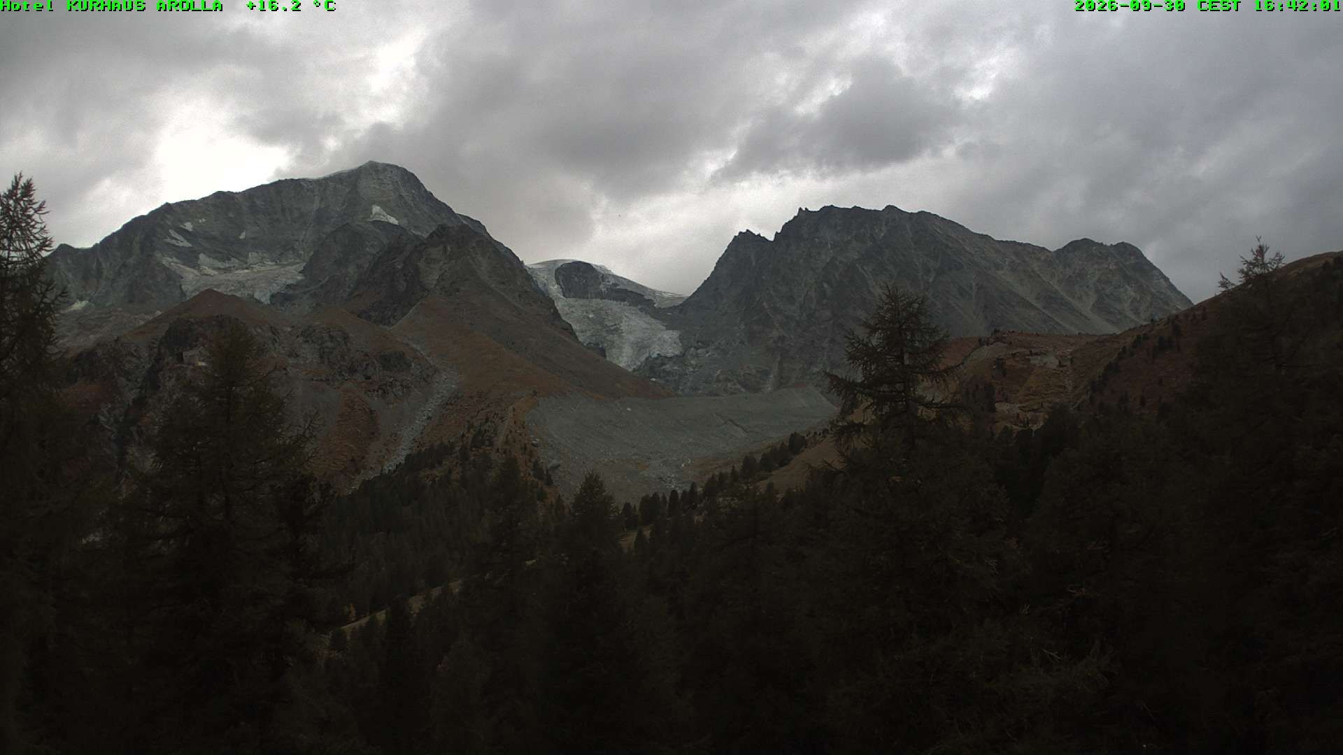 Evolène › Süden: Glacier du Mont Collon - Mont Collon - La Singla