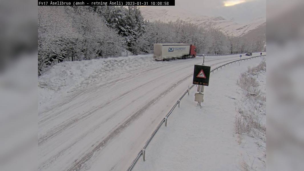 Lopsmarka Traffic & Landscape: F17 Åselibrua Webcam