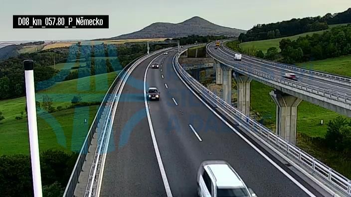 Traffic Cam Prackovice nad Labem: D8