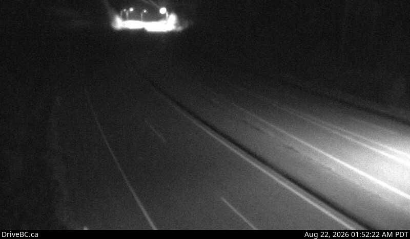 Traffic Cam Squamish › South: Hwy 99, at Daisy Lake Rd about 26 km south of Whistler, looking south