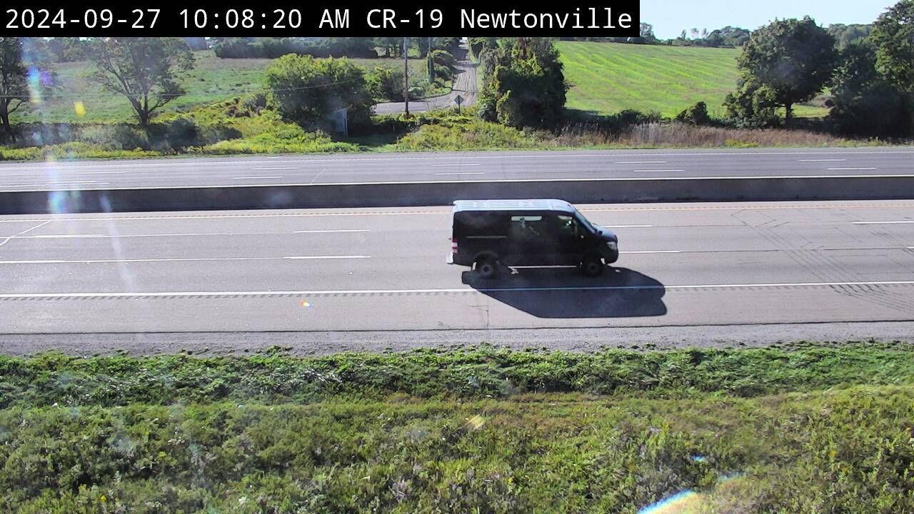 Traffic Cam Clarington: Highway 401 near Newtonville Rd