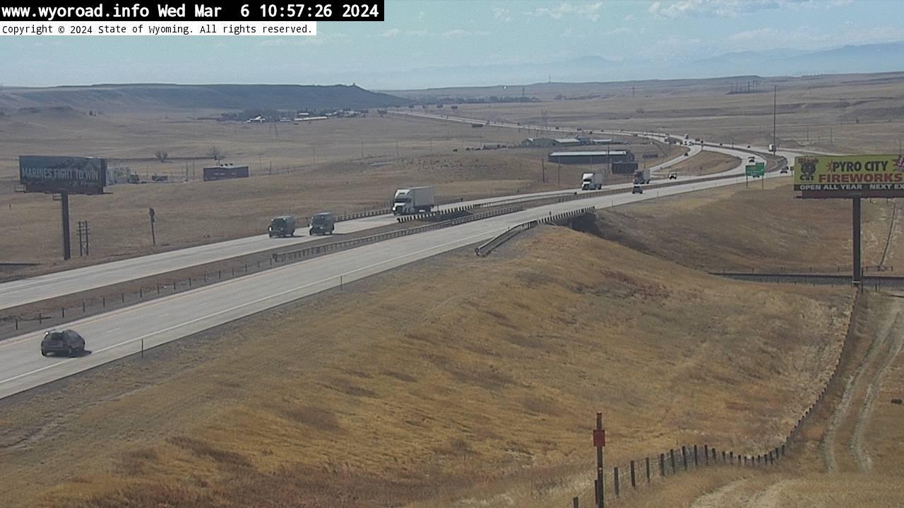 Traffic Cam Speer › South: Wyo Hill - SOUTH