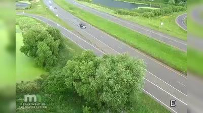 Chanhassen: T.H.212 WB @ T.H.101