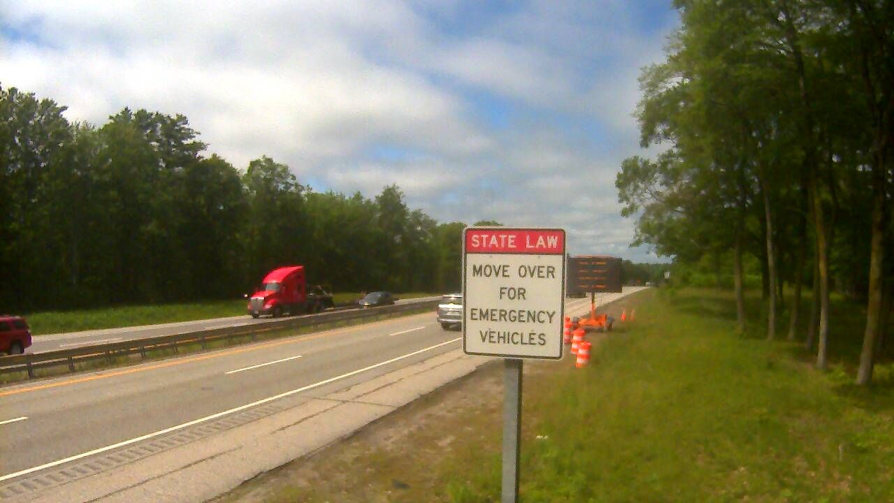 Traffic Cam Freeport › North: I-295 Mile 20 NB