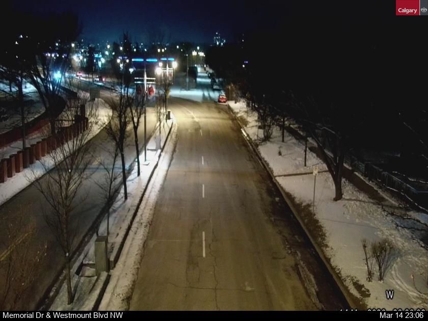 Traffic Cam Downtown West End: Memorial Drive - 10A Street NW