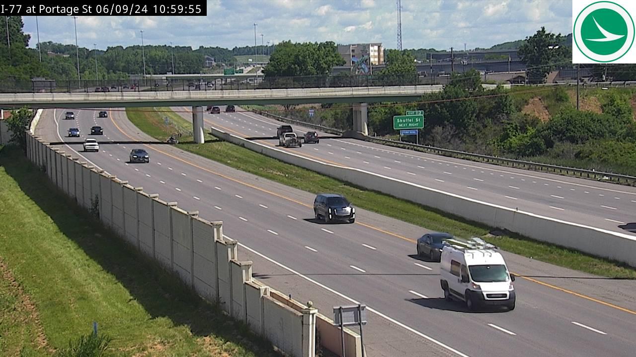 Traffic Cam Marchand: I-77 at Portage St