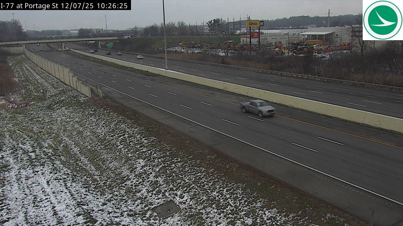 Traffic Cam Marchand: I-77 at Portage St