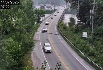 Traffic Cam Chelsea › North-East: Alonzo-Wright Bridge