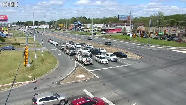 Traffic Cam Tuscaloosa › East: TUS-CAM--.