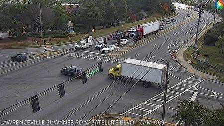 Traffic Cam Suwanee: GWIN-CAM-069--1