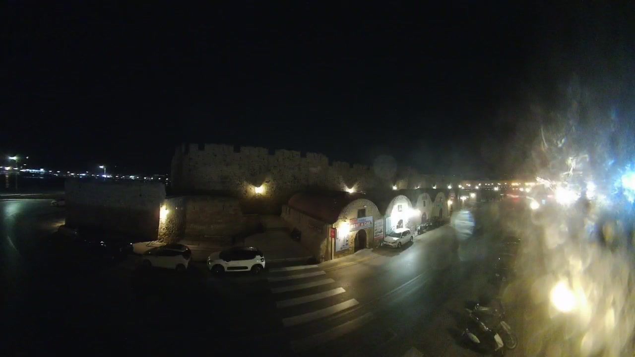 Traffic Cam Rhodes › South