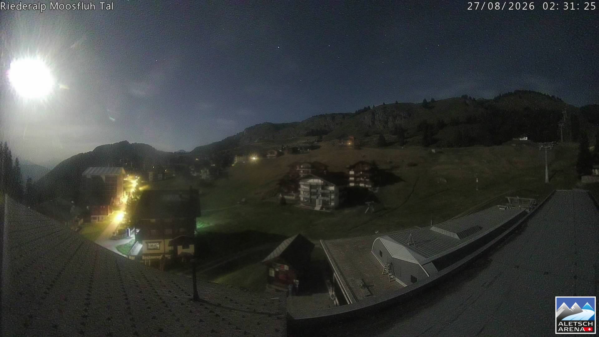 Traffic Cam Riederalp: Aletsch Arena - Riederfurka Dorf von SB Riederfurka Bergstation