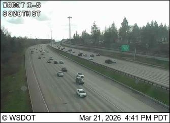 Traffic Cam Federal Way: I-5 at MP 144.6: S 308th St