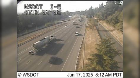 Traffic Cam Lowell: I-5 at MP 191.9: 47th St SE