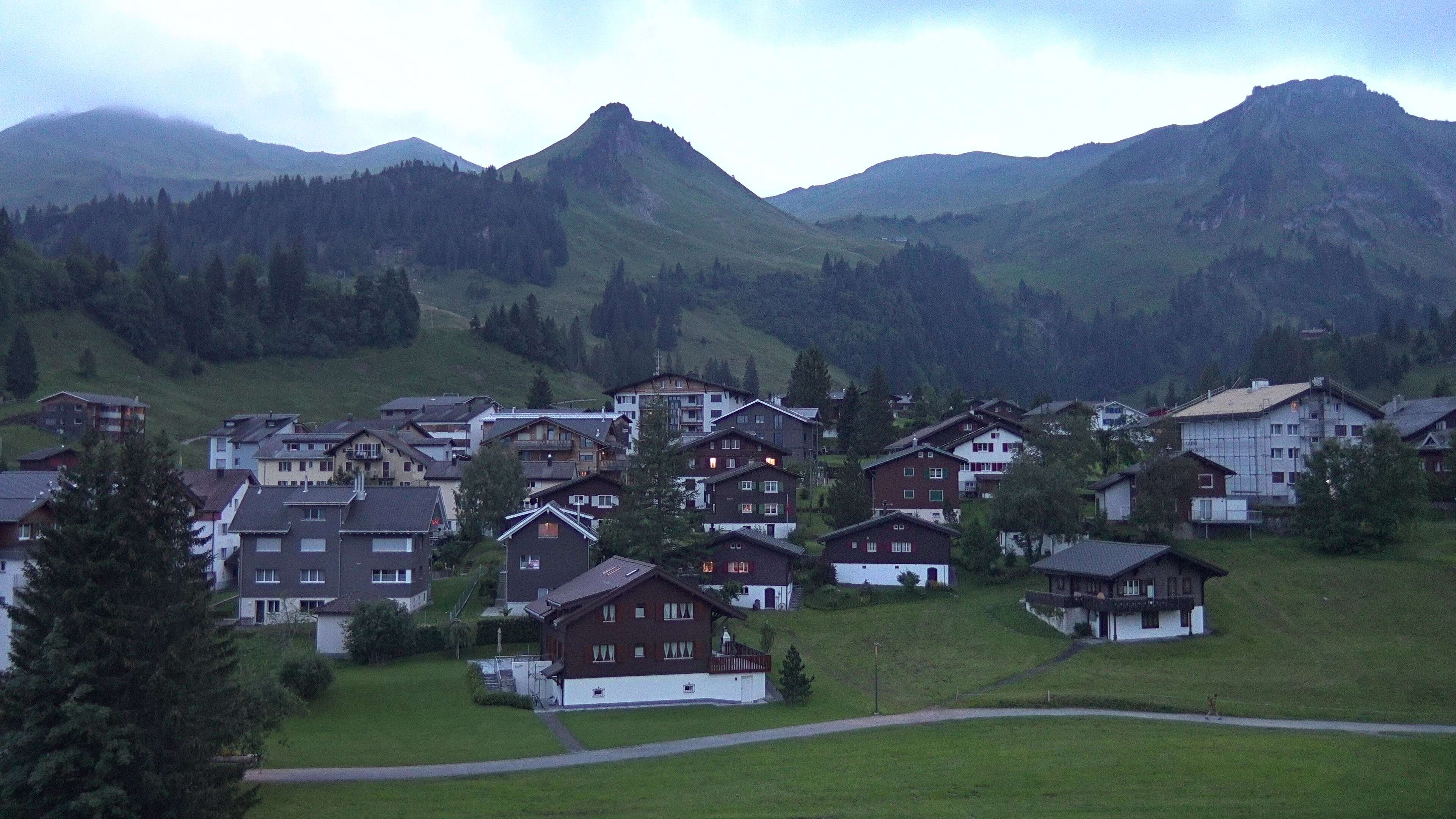 Stoos SZ: Stoos - Stoos Dorf, KLINGENSTOCK