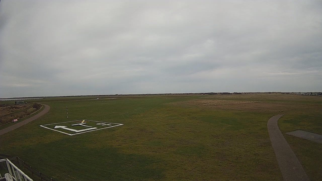 Traffic Cam Ameland › North-West: Ameland Airport