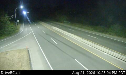 Traffic Cam Area E › North: Hwy 19 at the Nanoose Rest Area, looking north