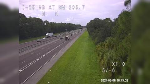 Traffic Cam Canaveral Acres: I-95 @ MM 205.7 NB