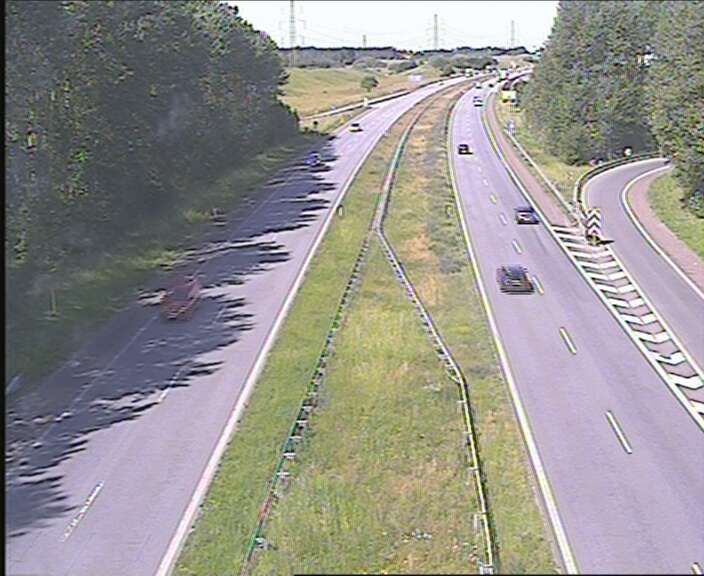 Traffic Cam Adamshoj: E20 Ringsted