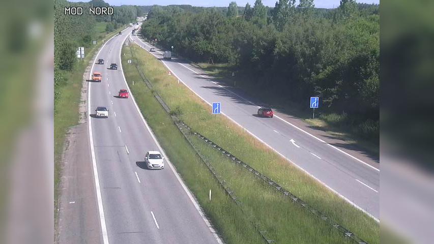 Traffic Cam Hoveltsvang › North: Allerød S - N