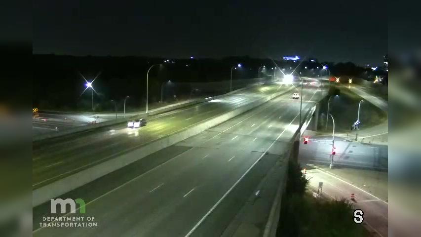Traffic Cam Golden Valley: T.H.100 SB @ T.H.55