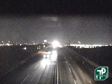Traffic Cam Newark › North: MM 105.3 n/o Interchange 14 - I-78/US-1&9