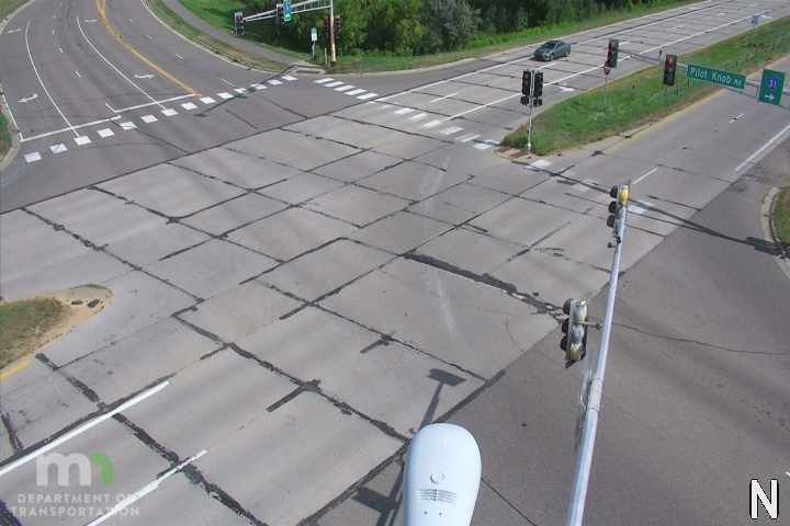 Traffic Cam Mendota Heights: MN 13: T.H.13 NB @ Pilot Knob Rd