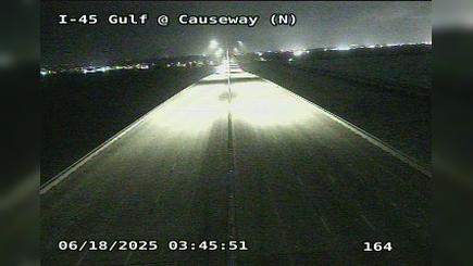 Traffic Cam Galveston › South: I-45 Gulf @ Causeway (N)