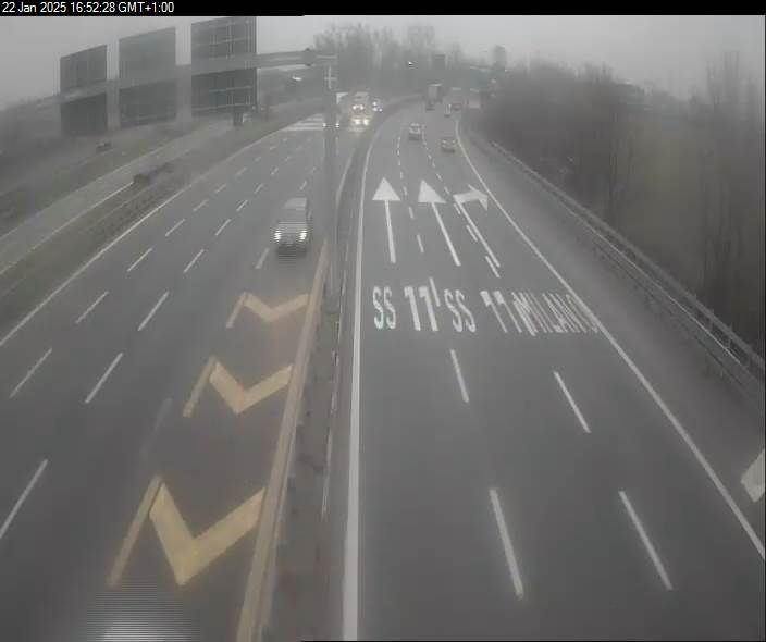 Traffic Cam Turin: A4 Tangenziale Nord, Direzione/direction: MILANO (SS)