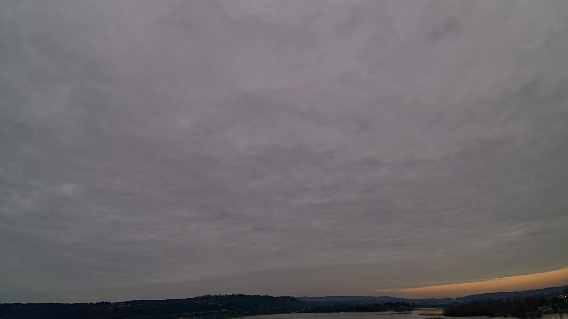 Maggiore Weathercam: Lake Views Webcam