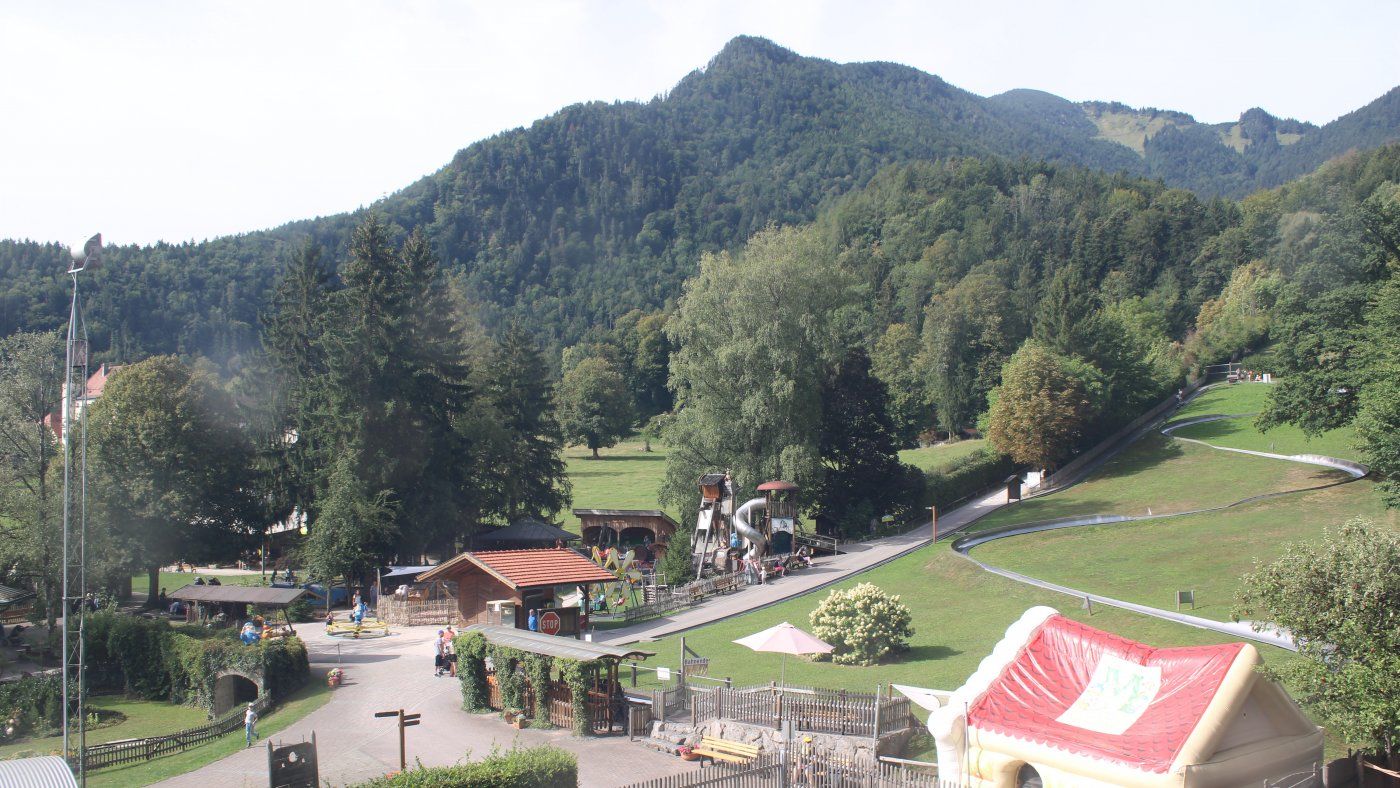 Traffic Cam Marquartstein › South-West: Märchen-Erlebnispark Marquartstein