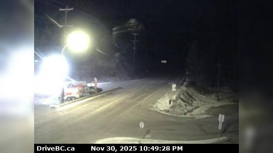 Traffic Cam Area E › North-West: Hwy 3 at Hwy 33 junction in Rock Creek, looking north-west