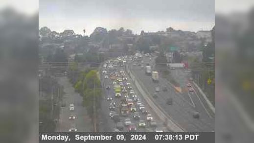 Traffic Cam Richmond › West: TV502 -- I-80 : Before Central Avenue