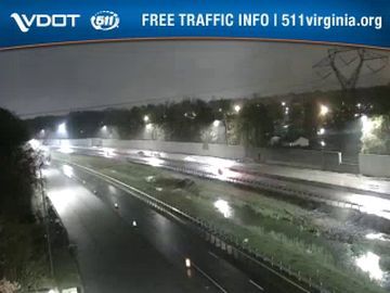 Traffic Cam Chesapeake: I-64 - MM 296.95 - EB - IL PAST GEORGE WASHINGTON HIGHWAY