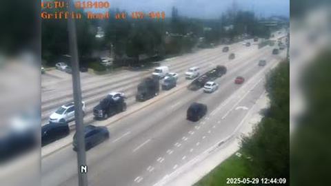 Traffic Cam Hollywood: Griffin Road at US-441