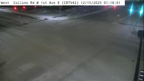 Traffic Cam Cedar Rapids: CR - Collins Rd @ 1st Ave E (42)