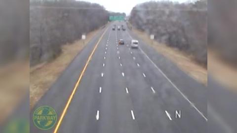 Traffic Cam Glendola › North: MM 099.9 s/o Garden State Parkway - Monmouth Service Area (Wall Twp)