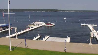 lake geneva yacht club webcam