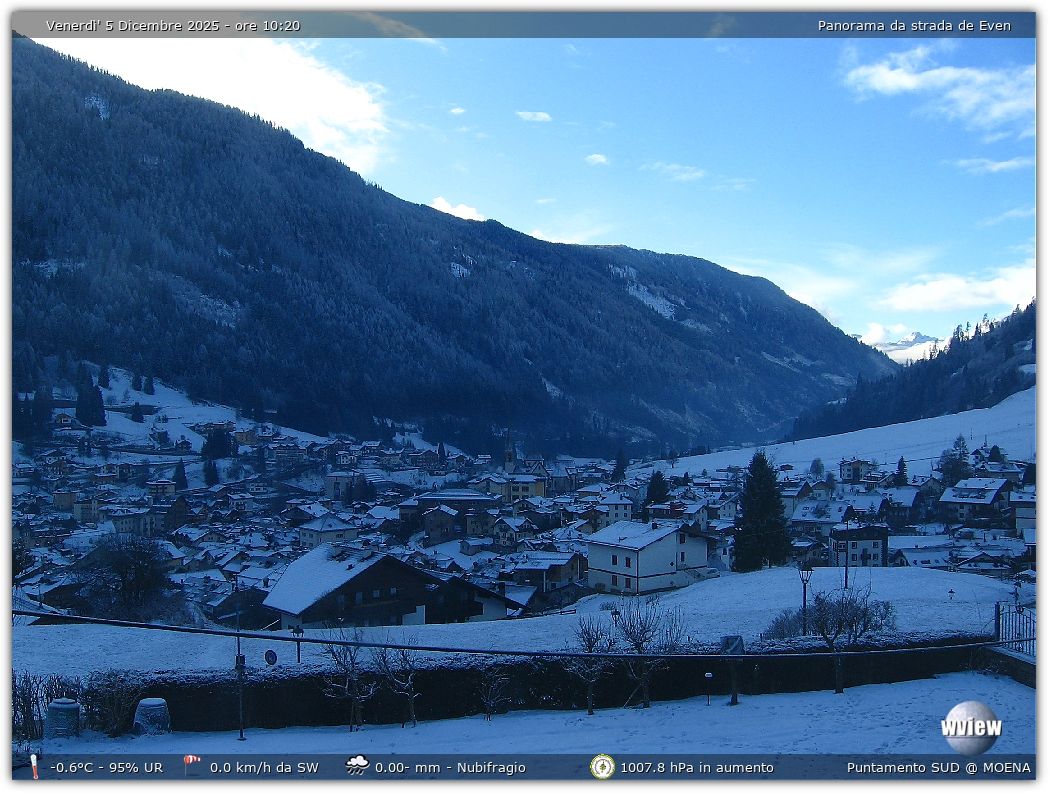 Moena Mountain: Majestic Landscapes & Weather Webcam