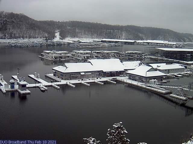 Traffic Cam Jamestown › South-West: Jamestown Marina