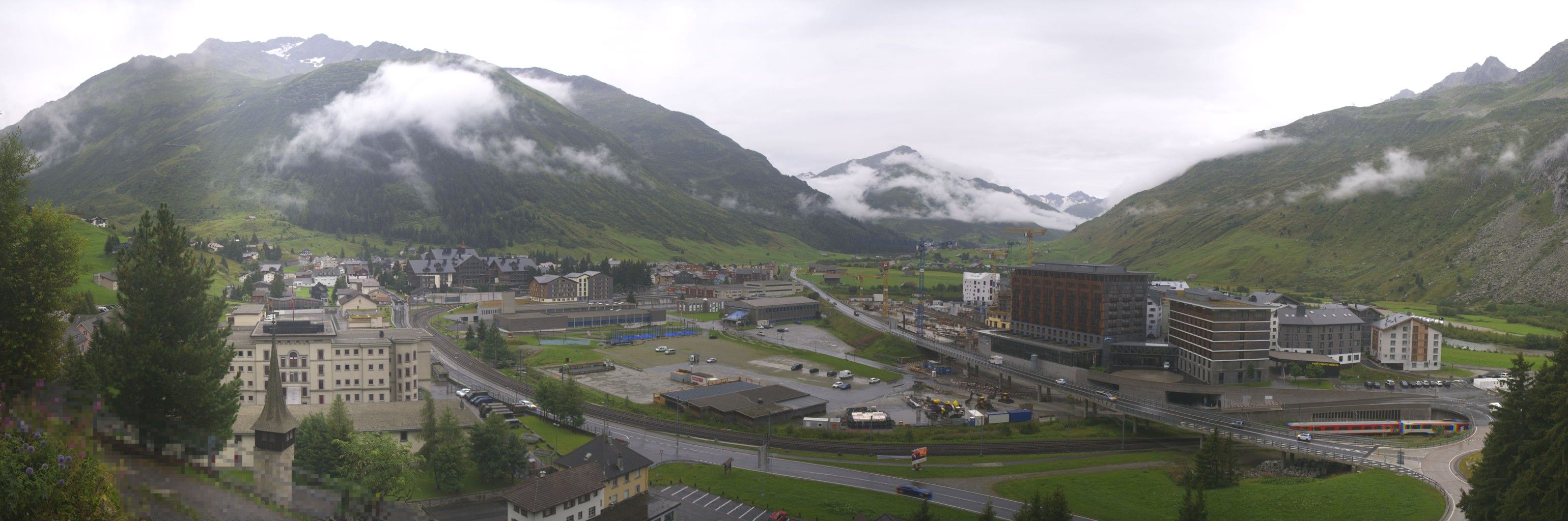 Andermatt: Holiday Village Andermatt Reuss - Andermatt, Bahnhof - Andermatt Swiss Alps AG - Andermatt Dorf - Urserental