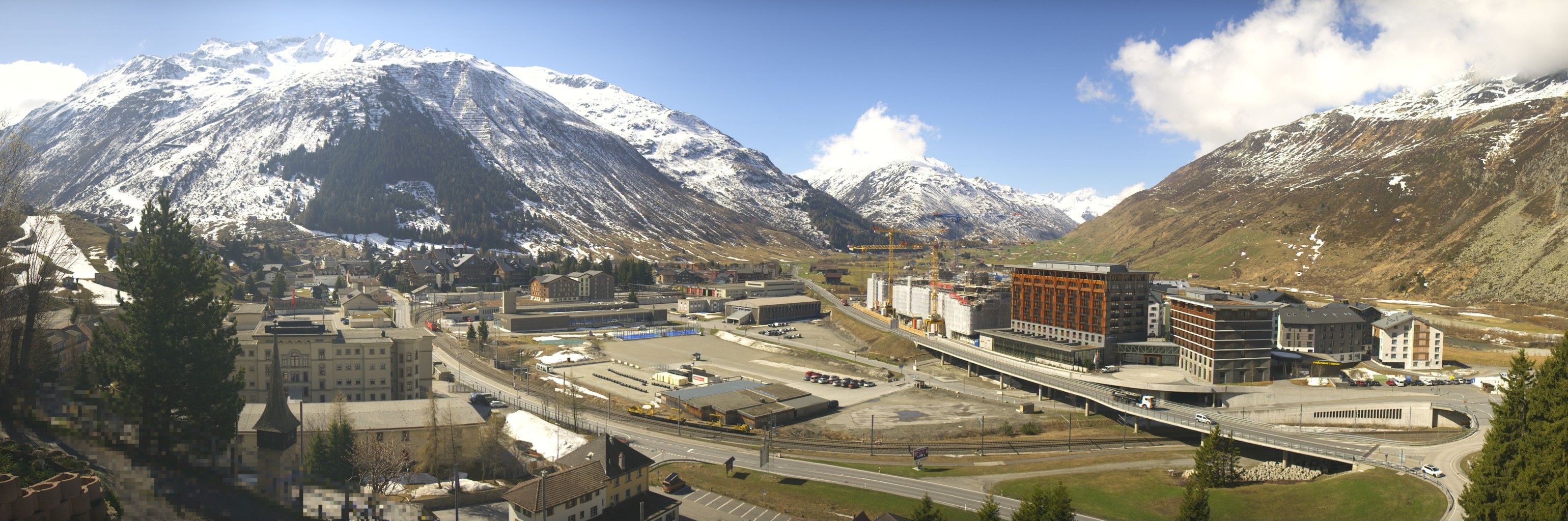 Andermatt: Holiday Village Andermatt Reuss - Andermatt, Bahnhof - Andermatt Swiss Alps AG - Andermatt Dorf - Urserental