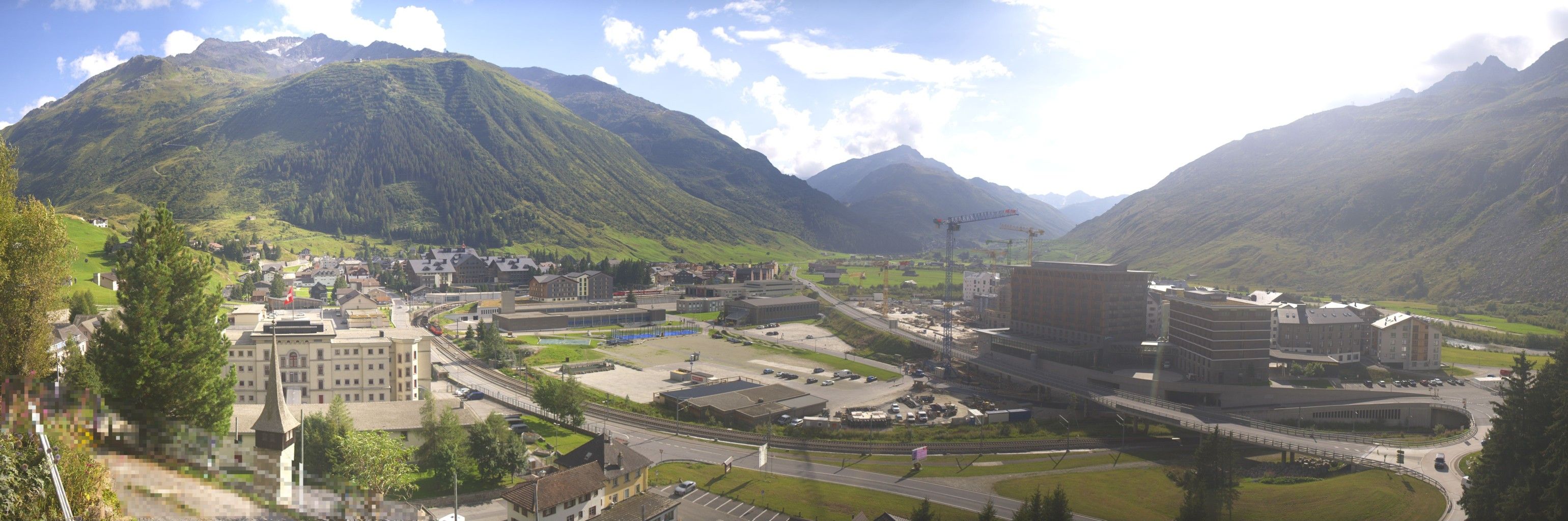 Andermatt: Holiday Village Andermatt Reuss - Andermatt, Bahnhof - Andermatt Swiss Alps AG - Andermatt Dorf - Urserental