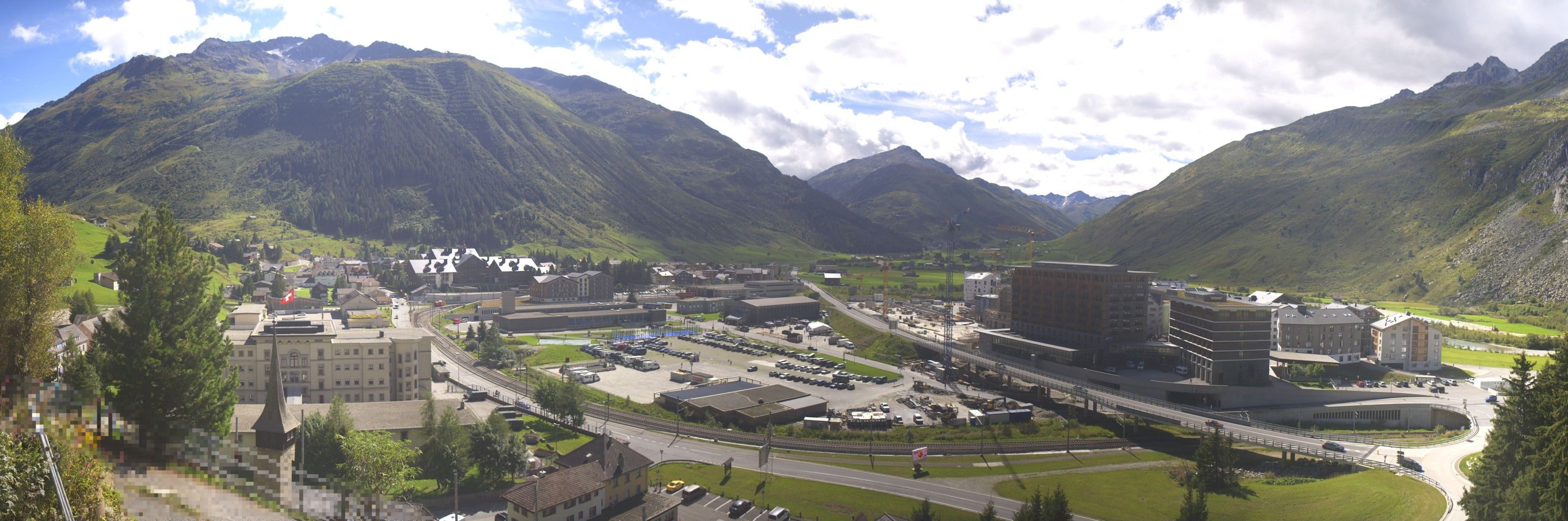 Andermatt: Holiday Village Andermatt Reuss - Andermatt, Bahnhof - Andermatt Swiss Alps AG - Andermatt Dorf - Urserental