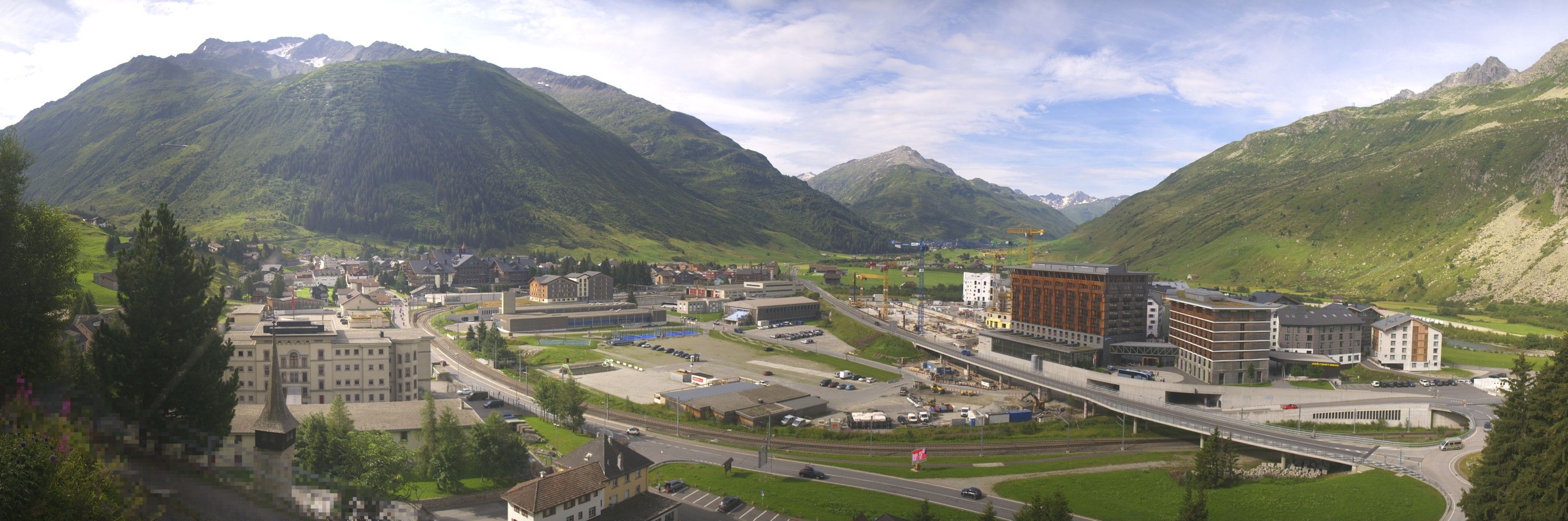 Andermatt: Holiday Village Andermatt Reuss - Andermatt, Bahnhof - Andermatt Swiss Alps AG - Andermatt Dorf - Urserental