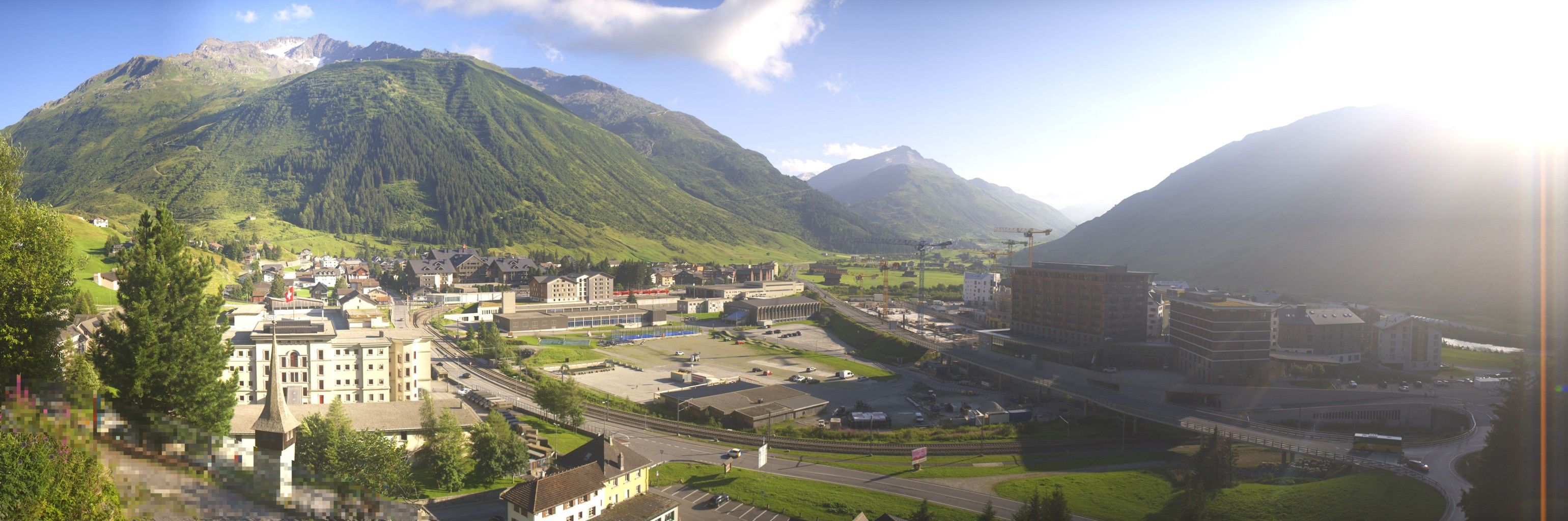 Andermatt: Holiday Village Andermatt Reuss - Andermatt, Bahnhof - Andermatt Swiss Alps AG - Andermatt Dorf - Urserental