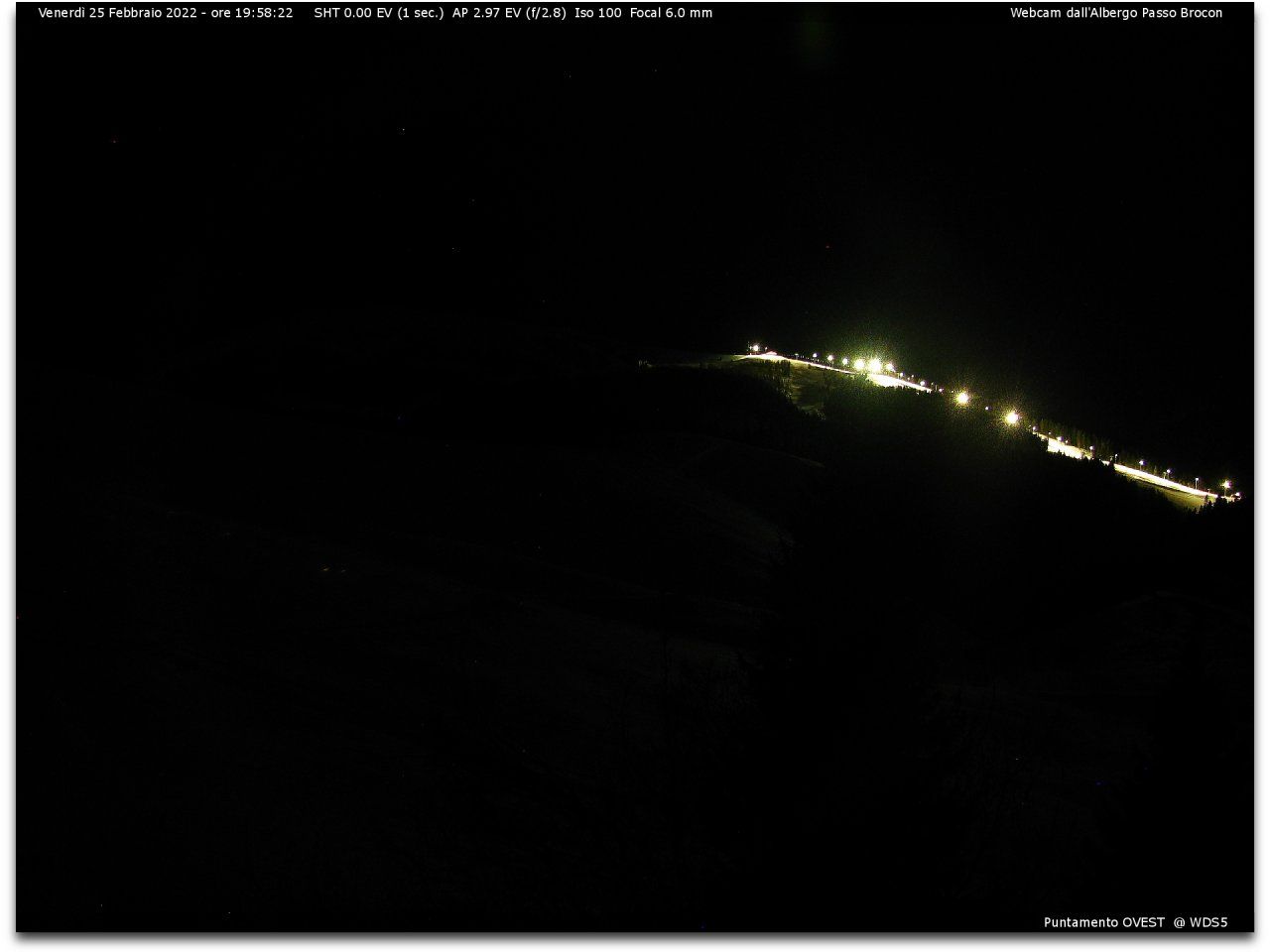 Traffic Cam Castello Tesino › West: Albergo Passo Brocon - Scuola Italiana Sci Lagorai - Funivie Lagorai S.p.A