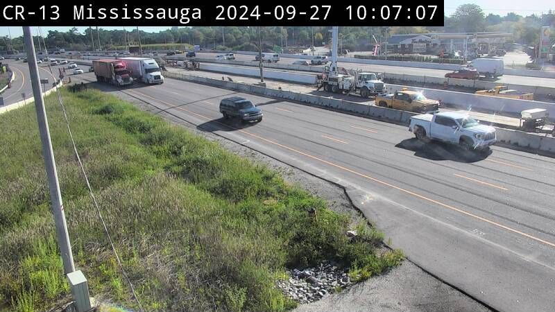 Traffic Cam Cooksville: QEW near Mississauga Rd
